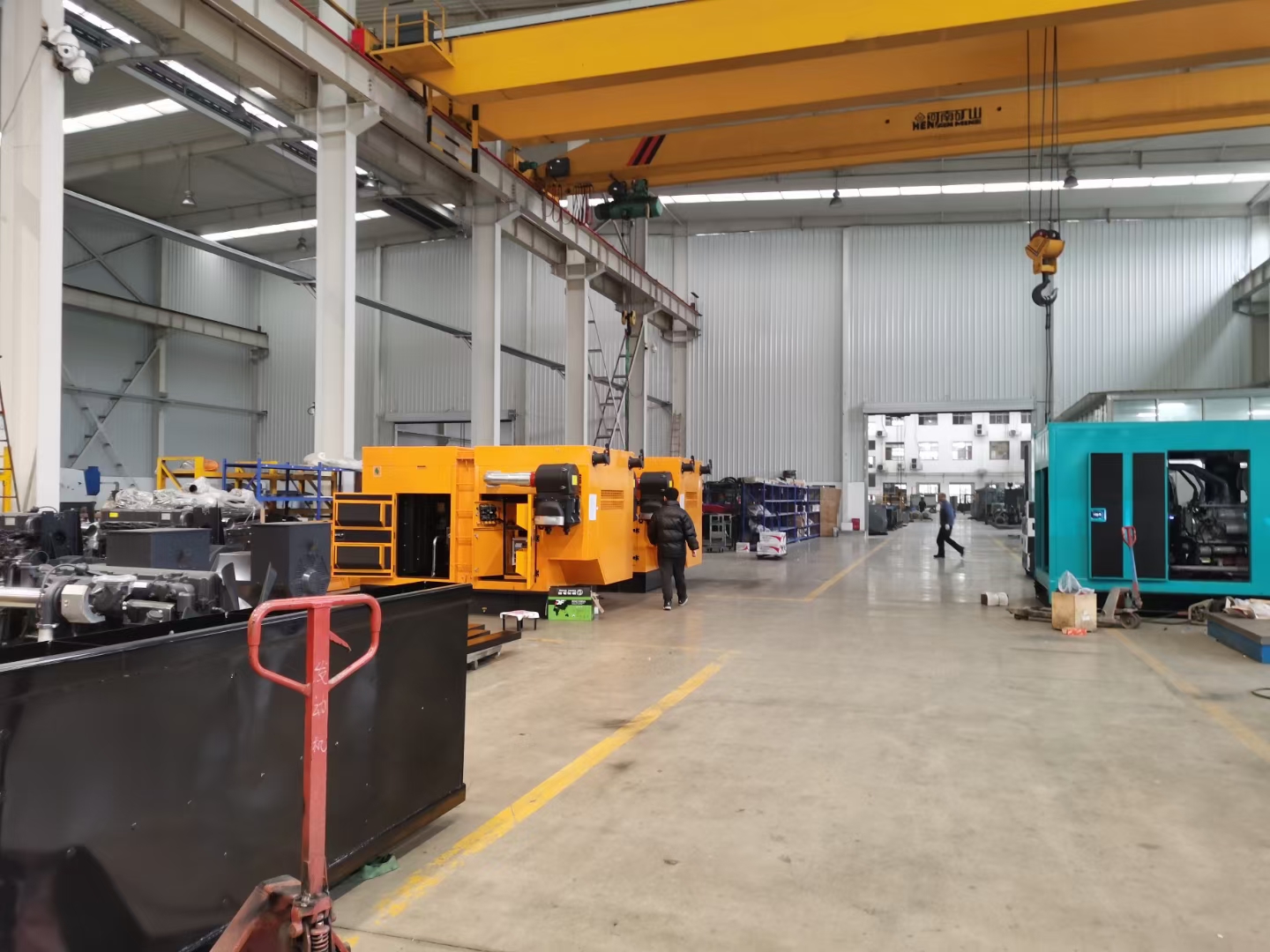 礦山設備，軌道交通，水利用發(fā)電機組首選廠家